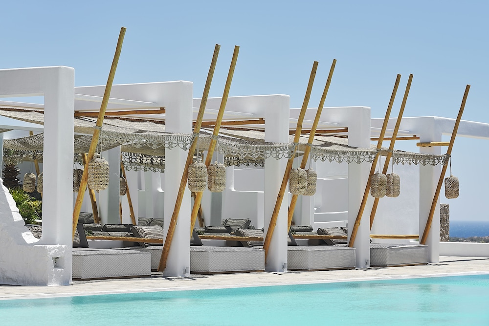 Palladium Hotel — Beach in Plati Gialos, South Aegean