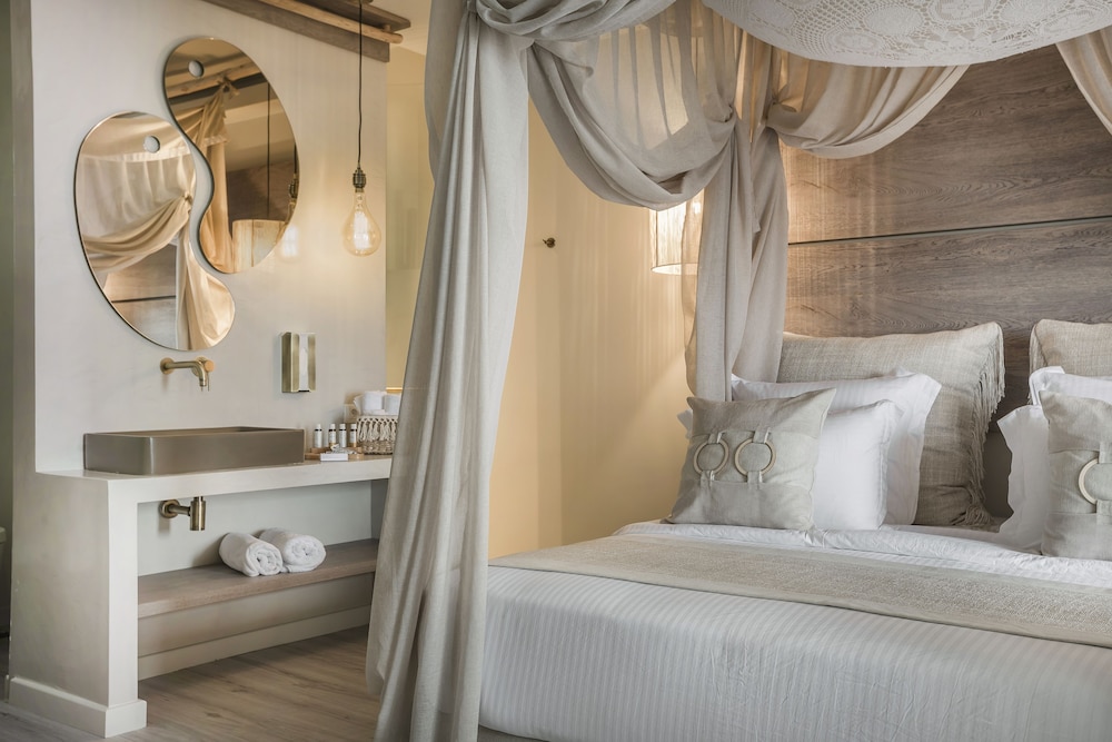 Palladium Hotel — Hotel rooms in Plati Gialos, South Aegean