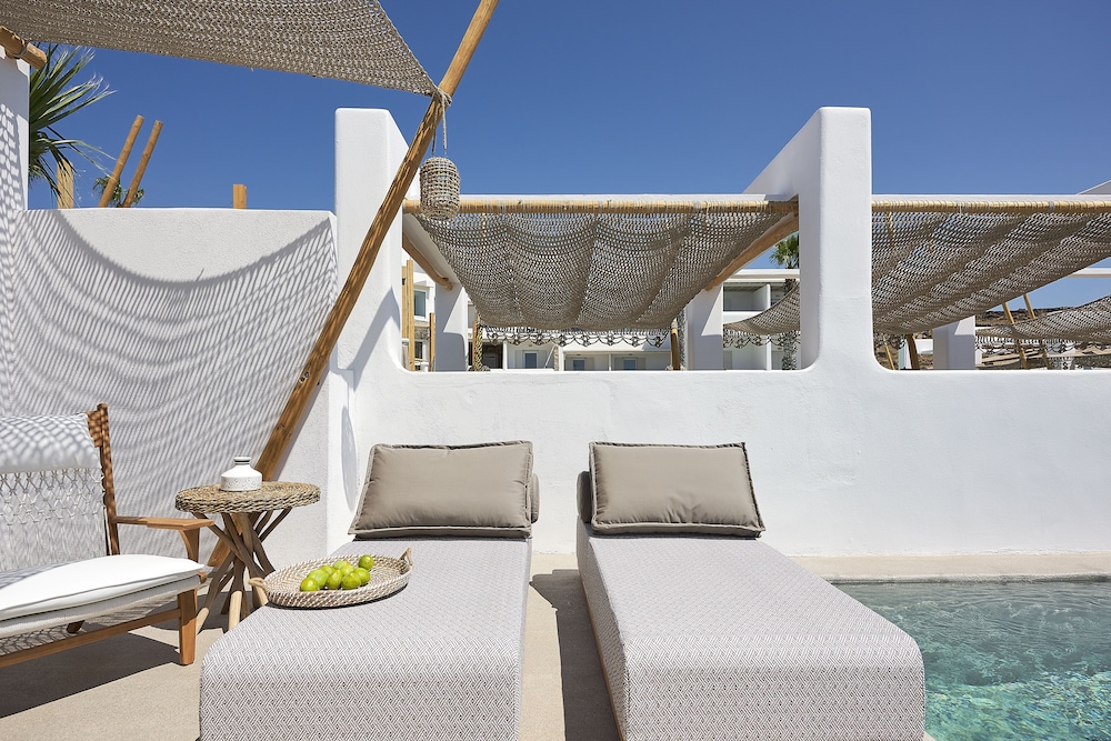 Palladium Hotel — Beach in Plati Gialos, South Aegean