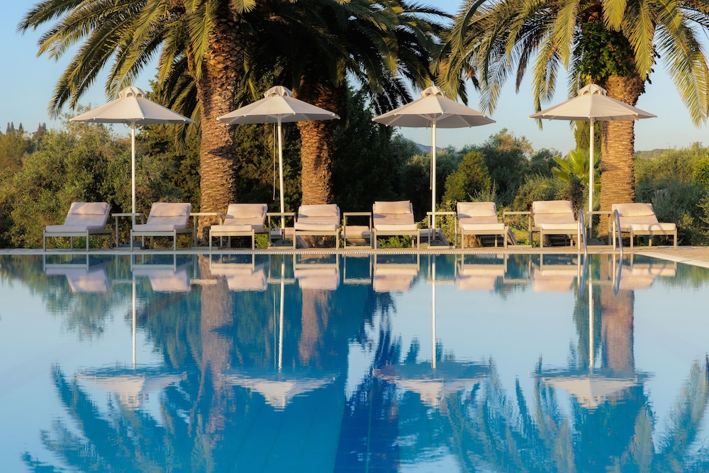 Paradise Hotel Corfu — Swimming pool in Gouvia, Ionian Islands