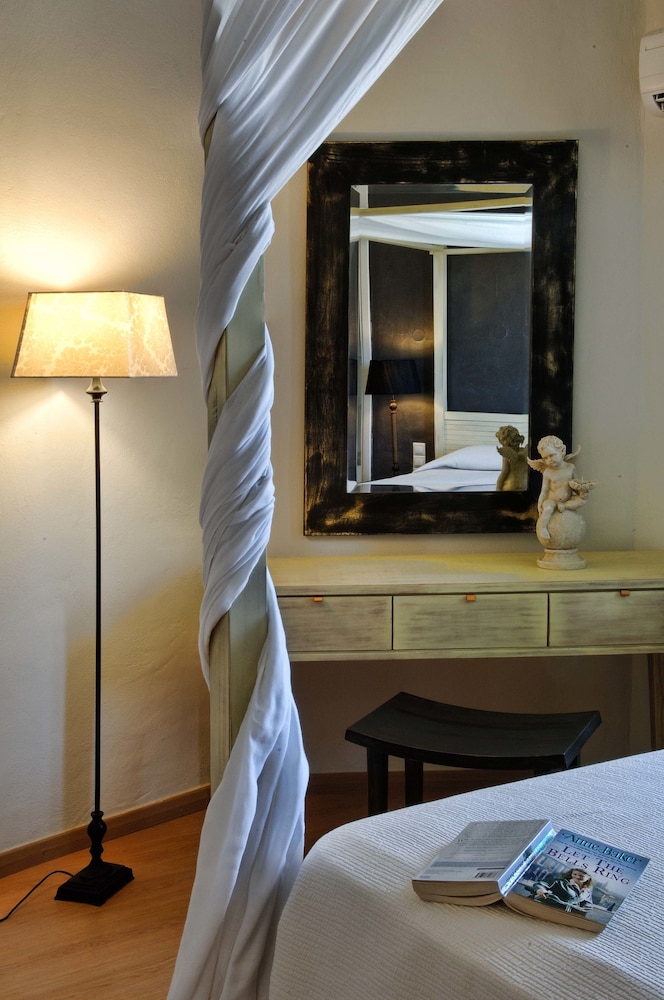 Paradise Island Villas — Hotel rooms in Hersonissos
