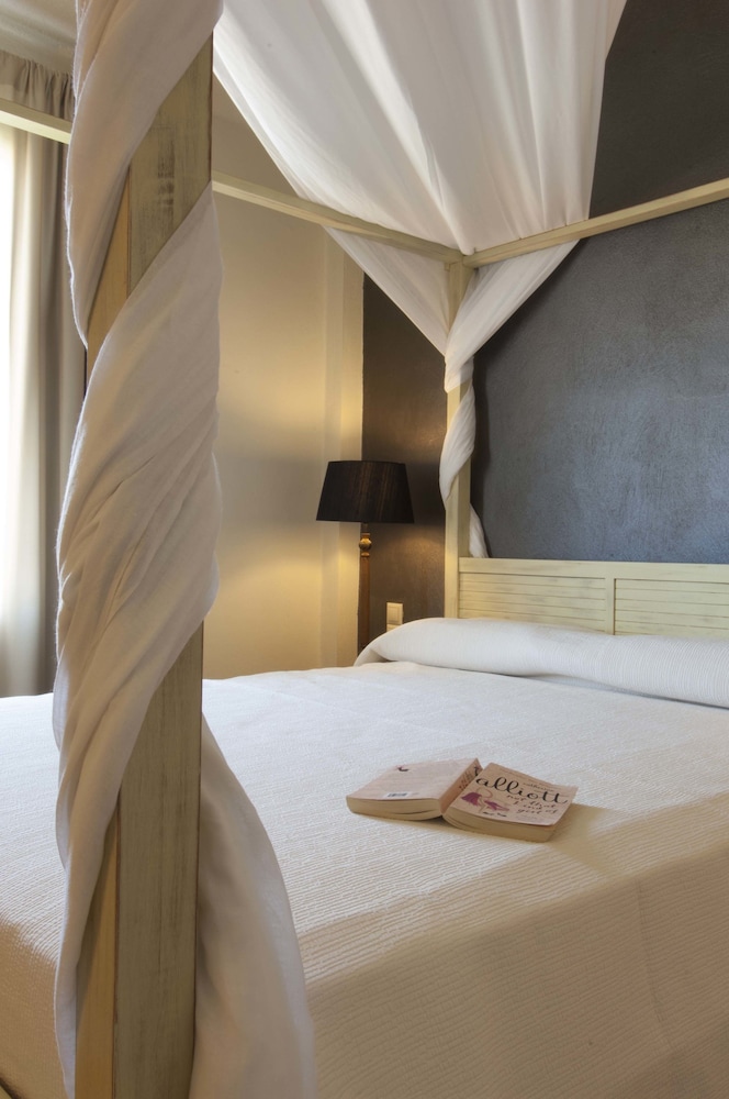 Paradise Island Villas — Hotel rooms in Hersonissos