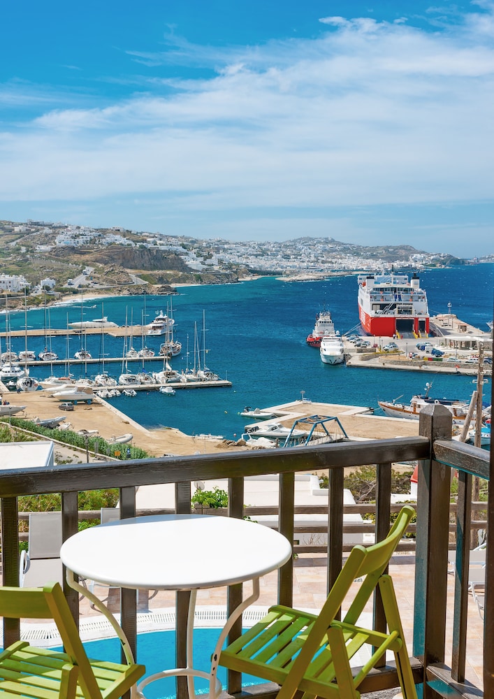 Paradision Hotel — Attractions in the area in Tourlos, South Aegean
