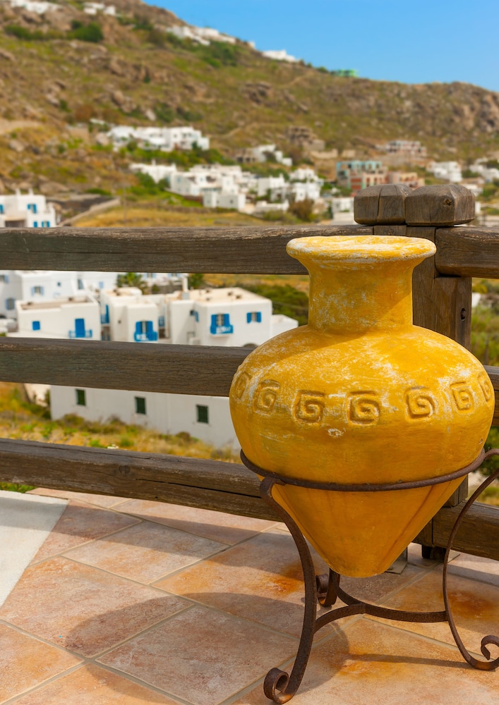 Paradision Hotel — Attractions in the area in Tourlos, South Aegean