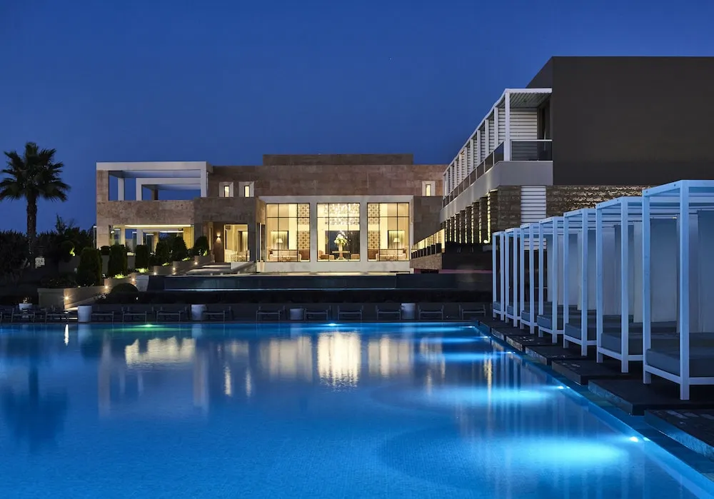 Pelagos Suites Hotel & Spa