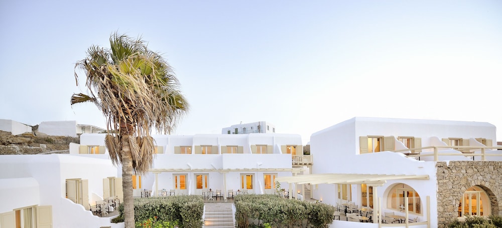 Hotel Pelican — Hotel building in Mykonos Town, South Aegean