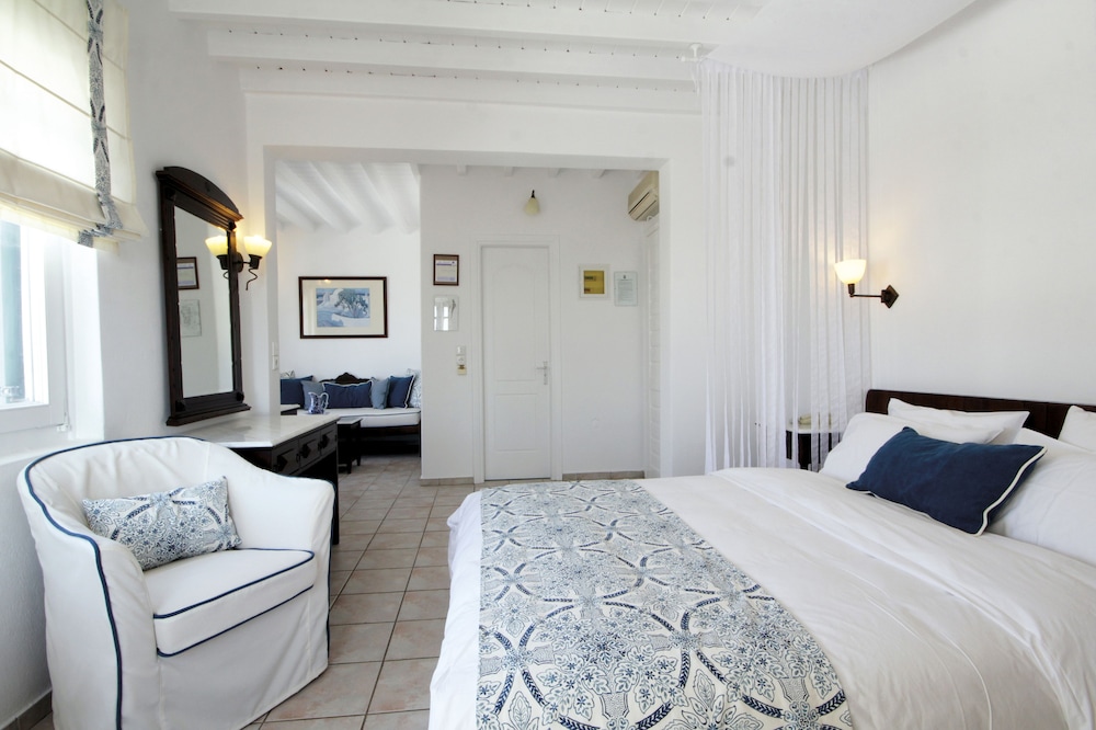 Pelican Bay Hotel — Hotel rooms in Plati Gialos, South Aegean
