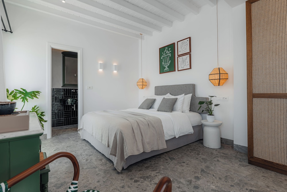 Pelican Bay Hotel — Hotel rooms in Plati Gialos, South Aegean