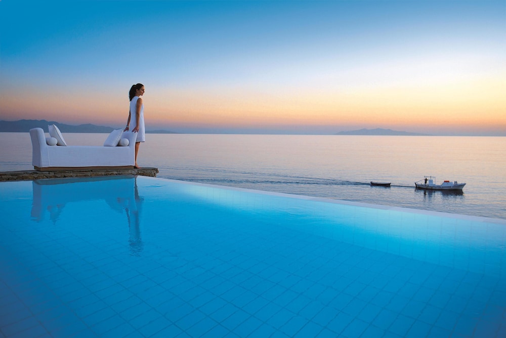 Petasos Beach Resort & Spa, Small Luxury Hotels of the World — Swimming pool in Plati Gialos, South Aegean