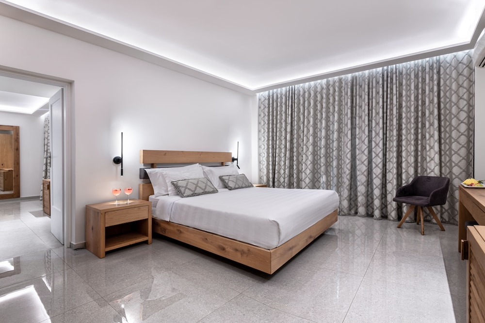Hotel Petinos — Hotel rooms in Plati Gialos, South Aegean