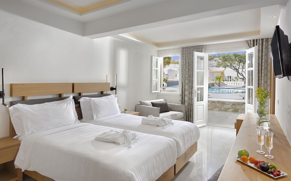 Hotel Petinos — Hotel rooms in Plati Gialos, South Aegean
