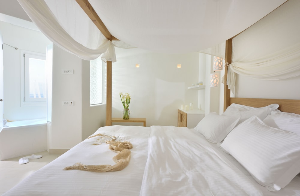 Hotel Petinos — Hotel rooms in Plati Gialos, South Aegean
