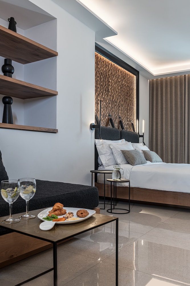Hotel Petinos — Hotel rooms in Plati Gialos, South Aegean