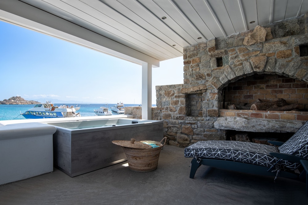 Petinos Beach Hotel — Spa in Plati Gialos, South Aegean