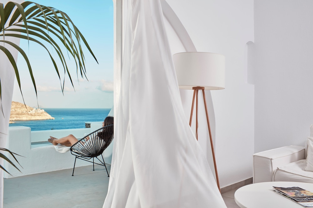 Pietra e Mare - Mykonos Moments by Mr and Mrs White — Hotel rooms in Elia, South Aegean