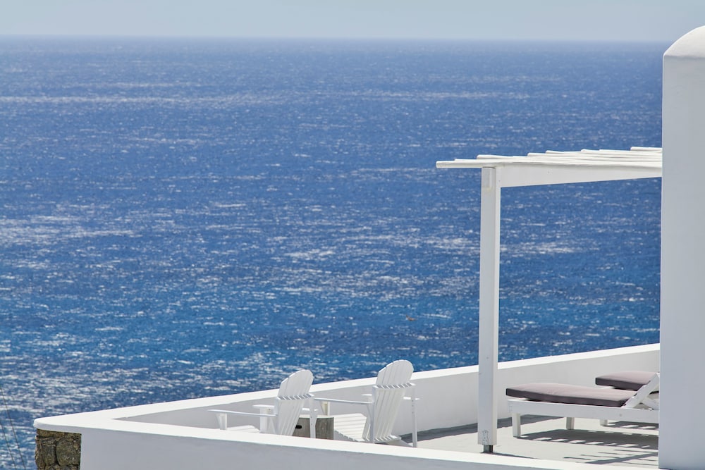 Pietra e Mare - Mykonos Moments by Mr and Mrs White — Hotel building in Elia, South Aegean