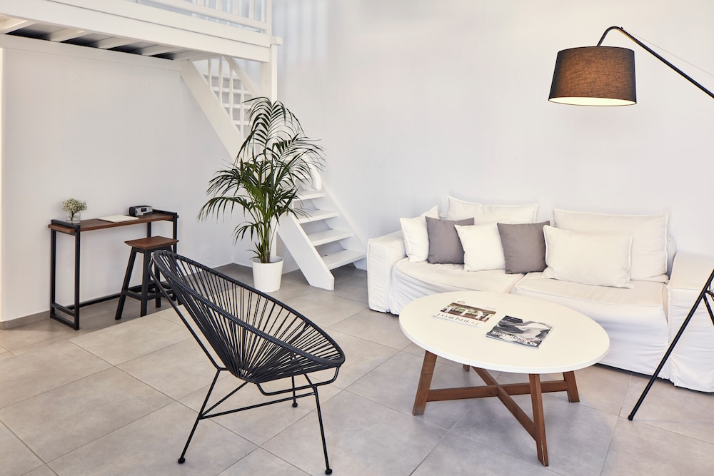 Pietra e Mare - Mykonos Moments by Mr and Mrs White — Hotel rooms in Elia, South Aegean