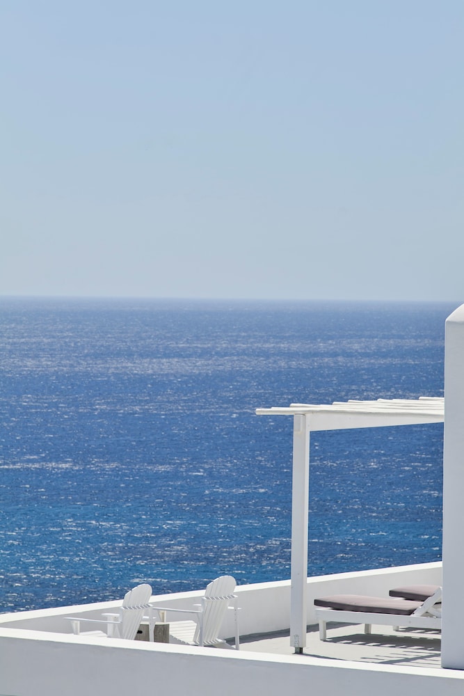 Pietra e Mare - Mykonos Moments by Mr and Mrs White — Hotel building in Elia, South Aegean