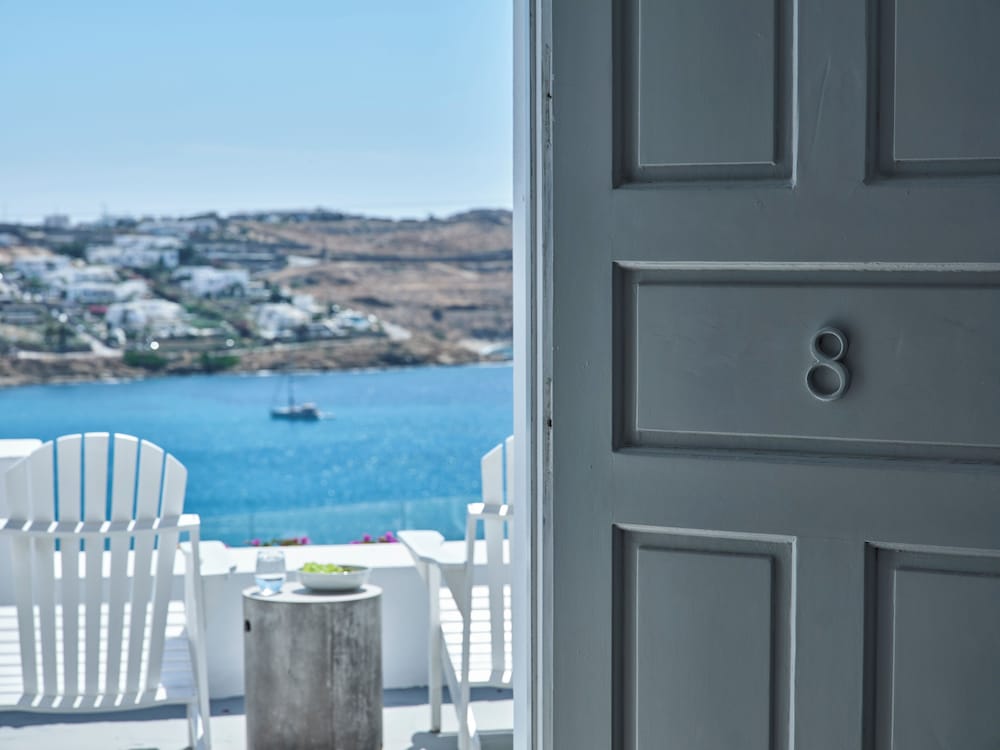 Pietra e Mare - Mykonos Moments by Mr and Mrs White — Hotel rooms in Elia, South Aegean