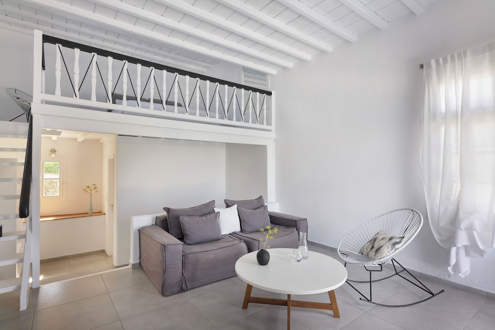 Pietra e Mare - Mykonos Moments by Mr and Mrs White — Hotel rooms in Elia, South Aegean