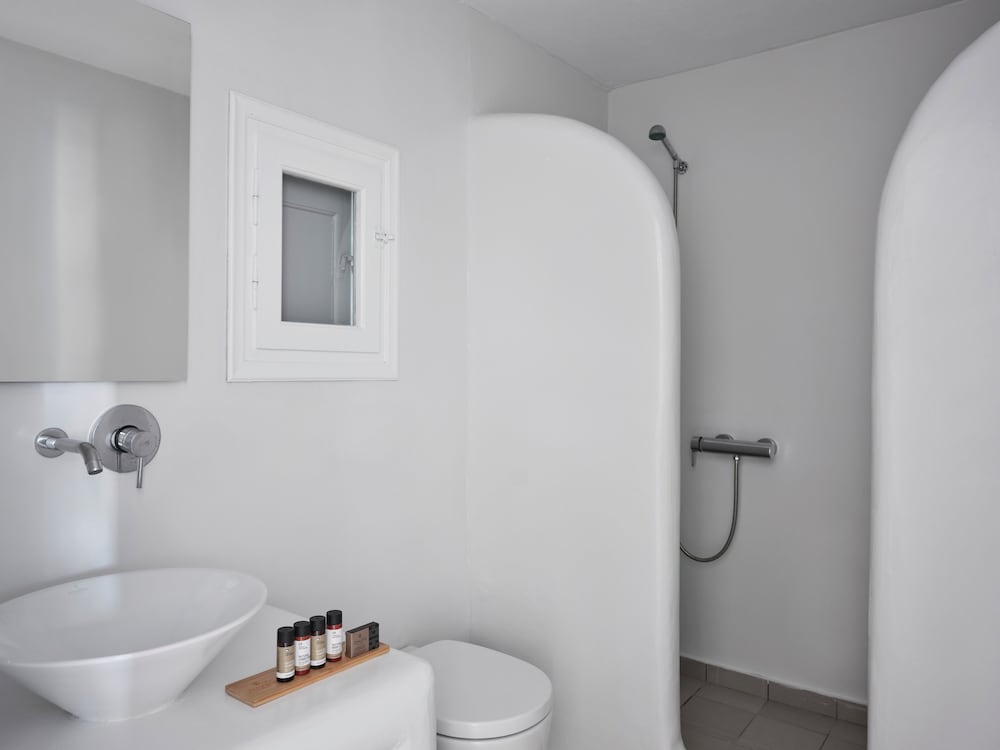 Pietra e Mare - Mykonos Moments by Mr and Mrs White — Hotel rooms in Elia, South Aegean
