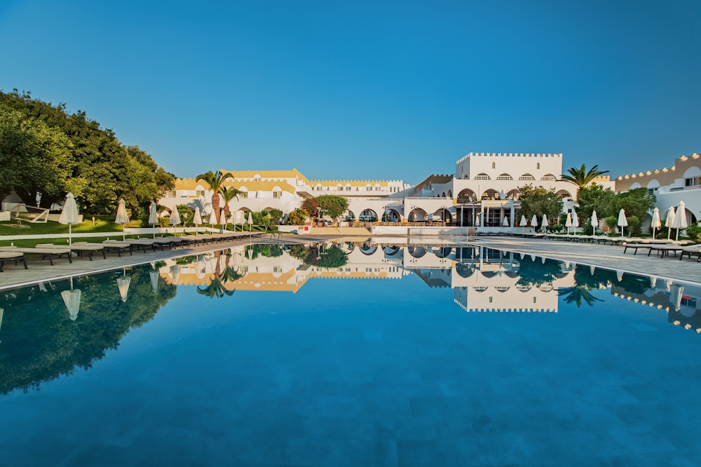 Hotel Platanista — Main photo in Kos Town, South Aegean