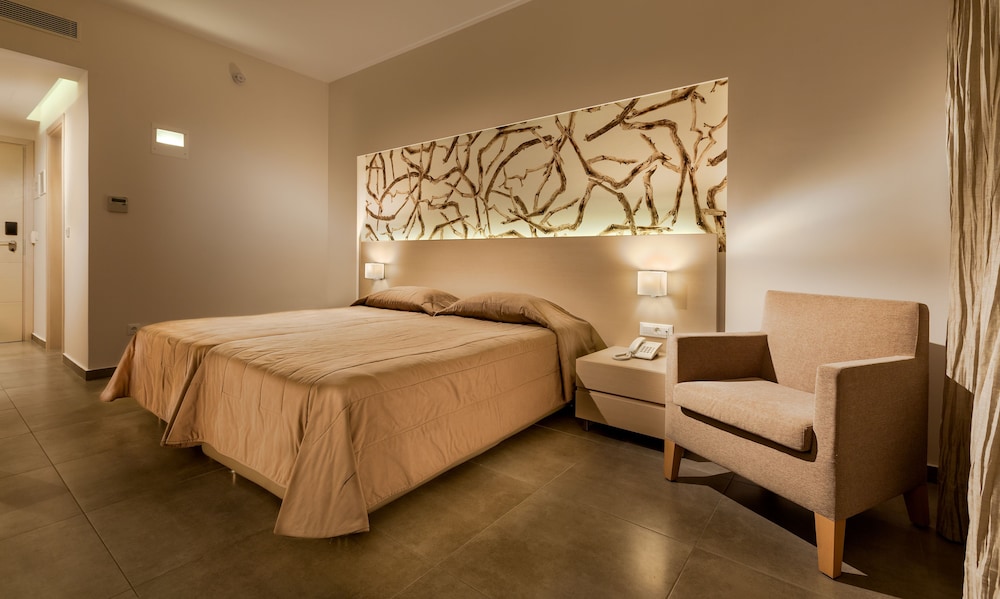 Hotel Platanista — Hotel rooms in Kos Town, South Aegean