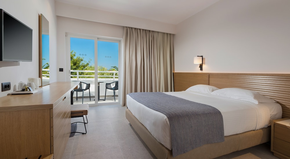 Hotel Platanista — Hotel rooms in Kos Town, South Aegean