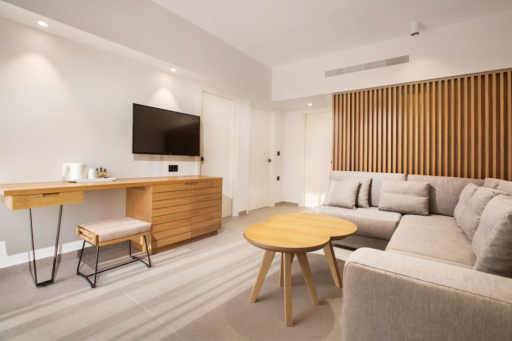 Hotel Platanista — Hotel rooms in Kos Town, South Aegean