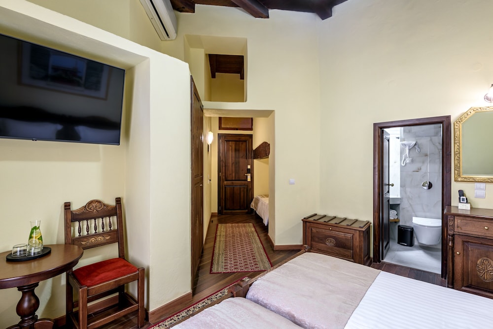 Porto Del Colombo — Hotel rooms in Chania