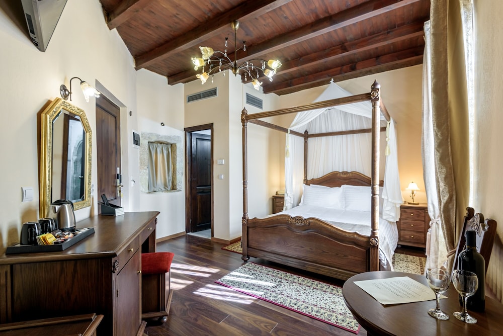 Porto Del Colombo — Hotel rooms in Chania