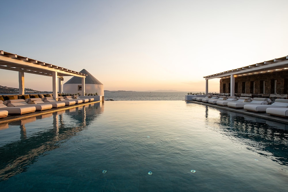 Porto Mykonos Hotel — Swimming pool in Mykonos Town, South Aegean