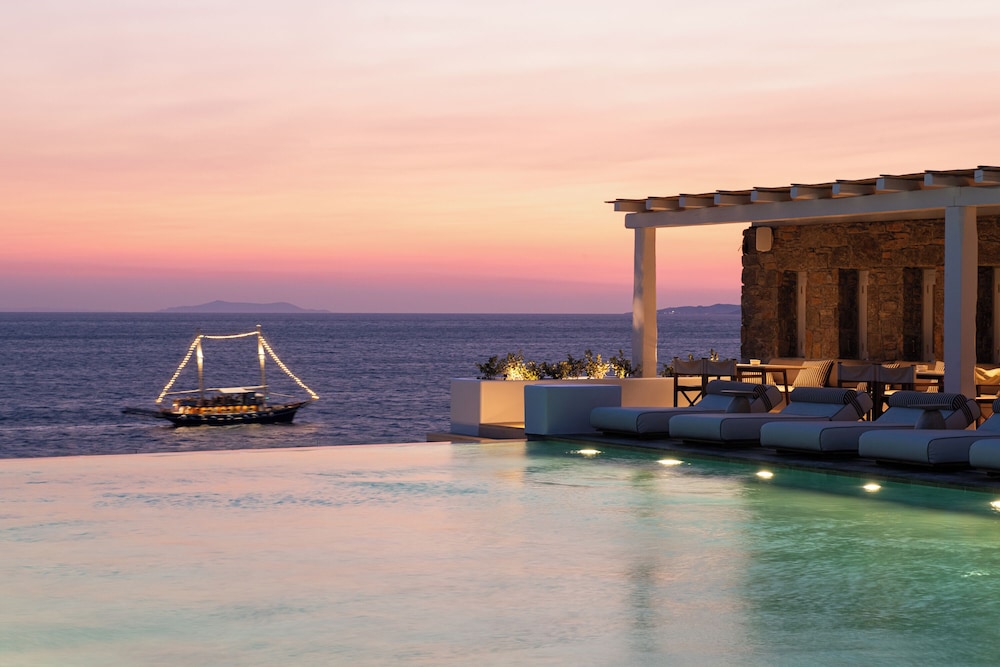 Porto Mykonos Hotel — Swimming pool in Mykonos Town, South Aegean