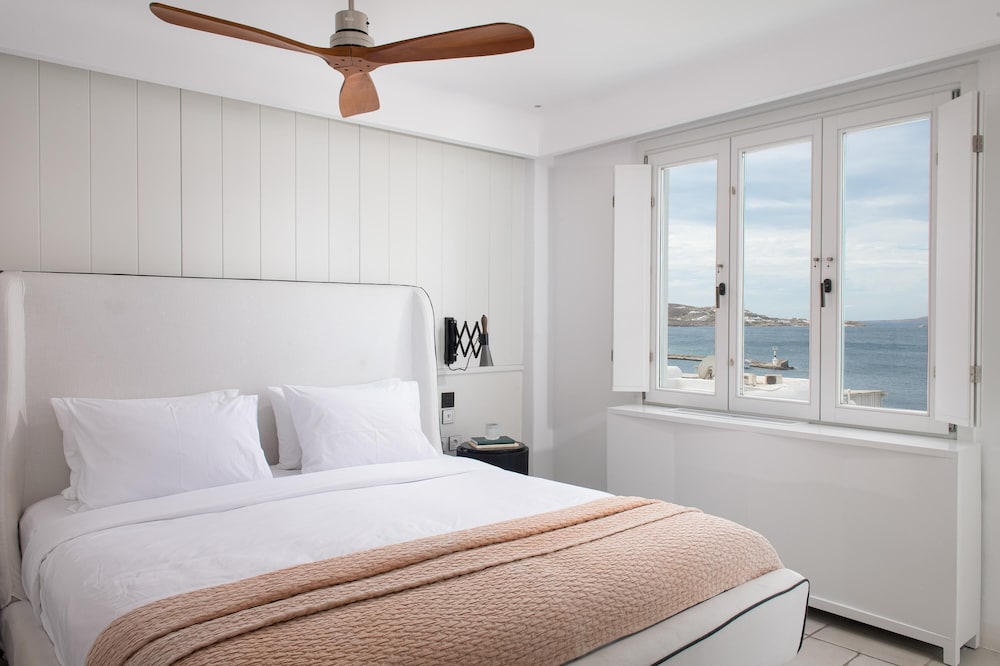 Porto Mykonos Hotel — Hotel rooms in Mykonos Town, South Aegean