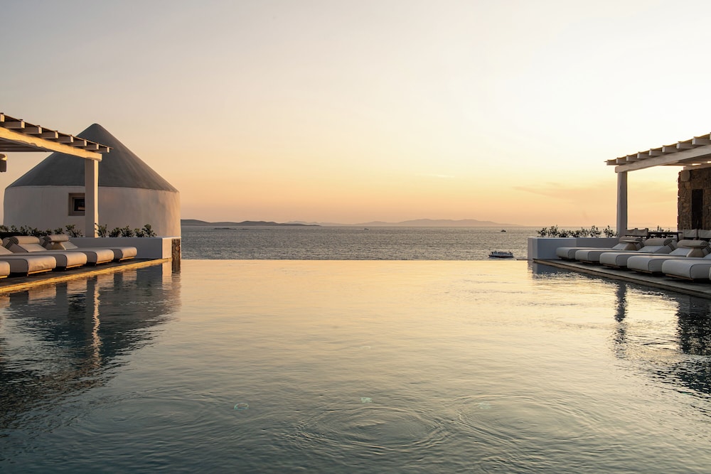 Porto Mykonos Hotel — Swimming pool in Mykonos Town, South Aegean