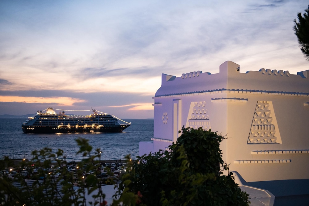 Porto Mykonos Hotel — Attractions in the area in Mykonos Town, South Aegean