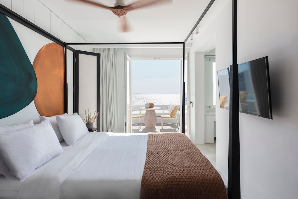 Porto Mykonos Hotel — Hotel rooms in Mykonos Town, South Aegean