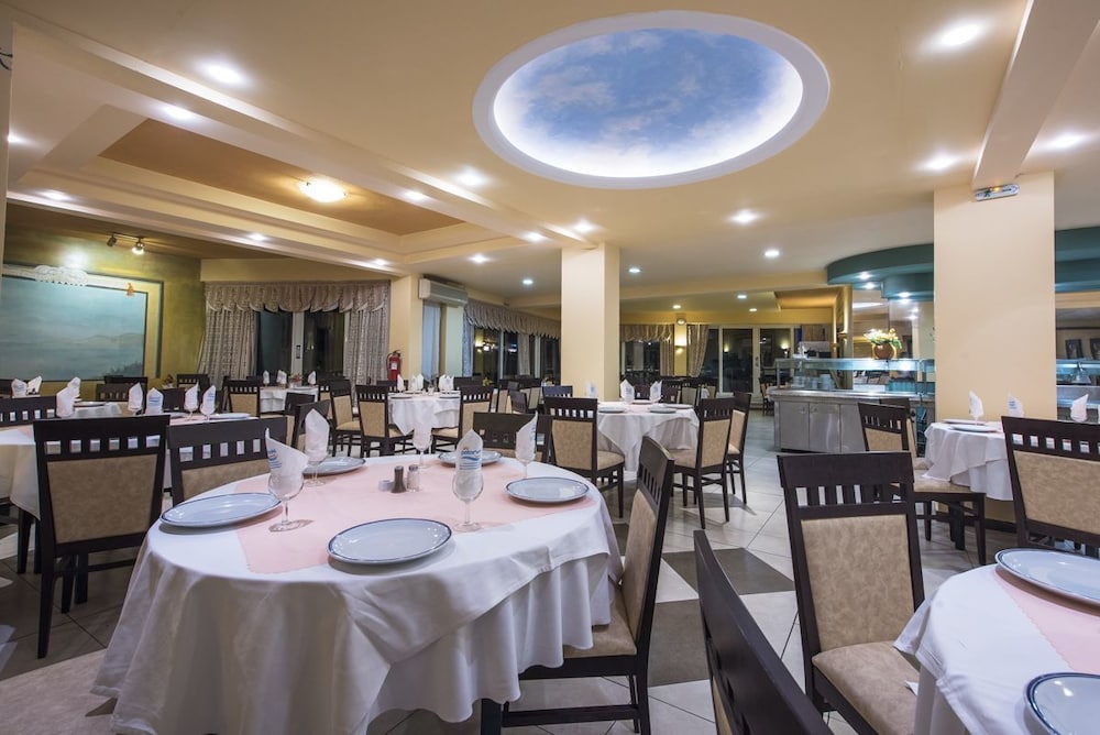 Potamaki Beach Hotel — Restaurant & bars in Benitses, Ionian Islands