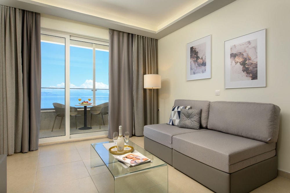 Potamaki Beach Hotel — Hotel rooms in Benitses, Ionian Islands