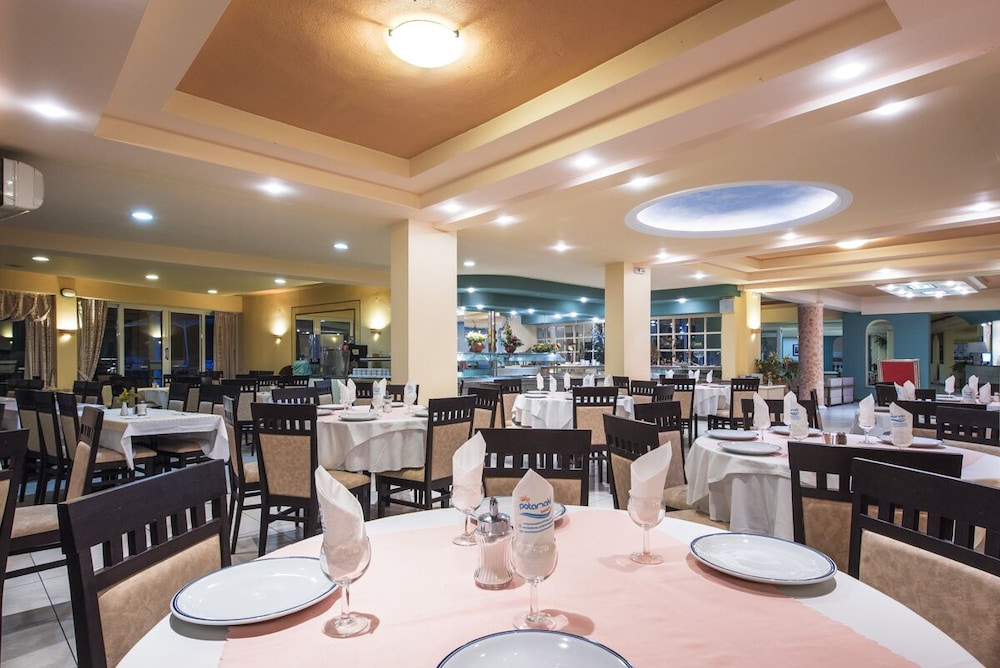 Potamaki Beach Hotel — Restaurant & bars in Benitses, Ionian Islands