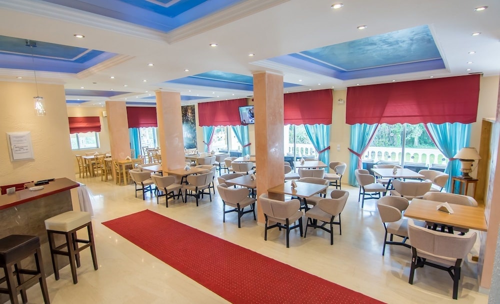 Primavera Hotel — Restaurant & bars in Dassia, Ionian Islands