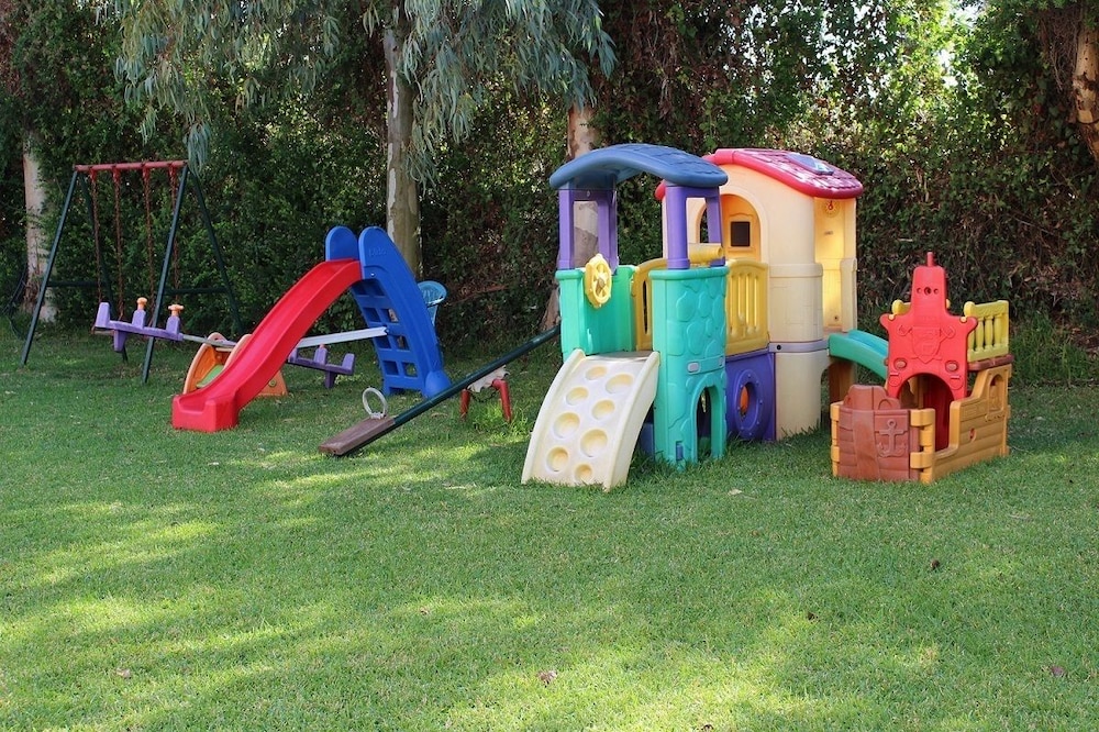 Primavera Hotel — Attractions for children in Dassia, Ionian Islands