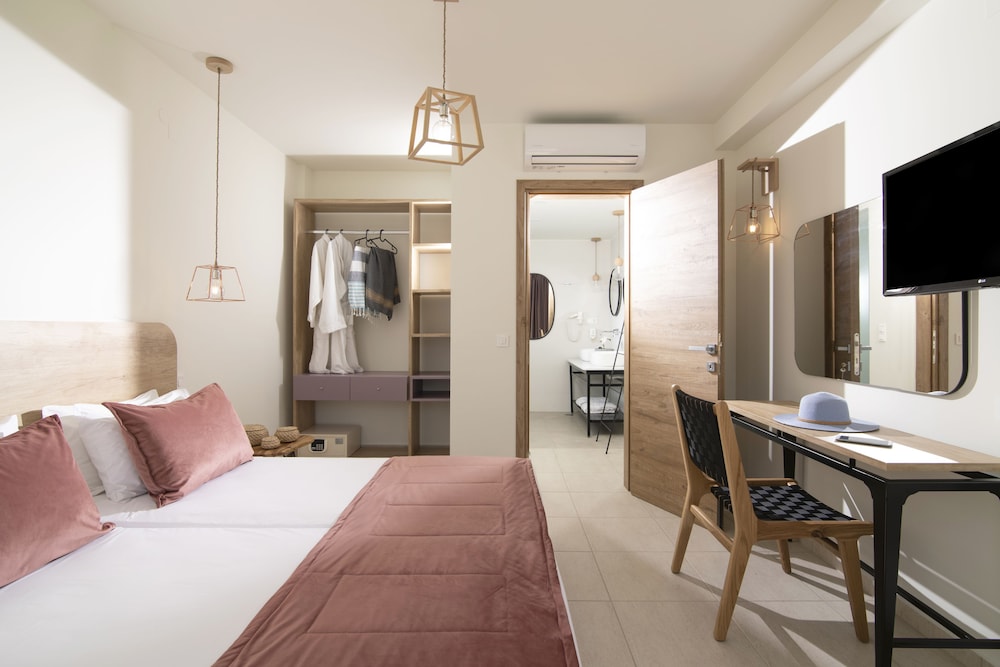 Rainbow Apartments — Rooms in Stalida