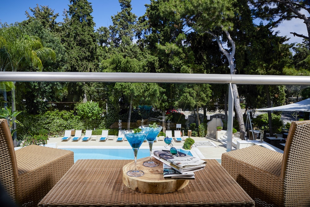 Rodos Park - Small Luxury Hotels of the World — Swimming pool in Rhodes Town, South Aegean