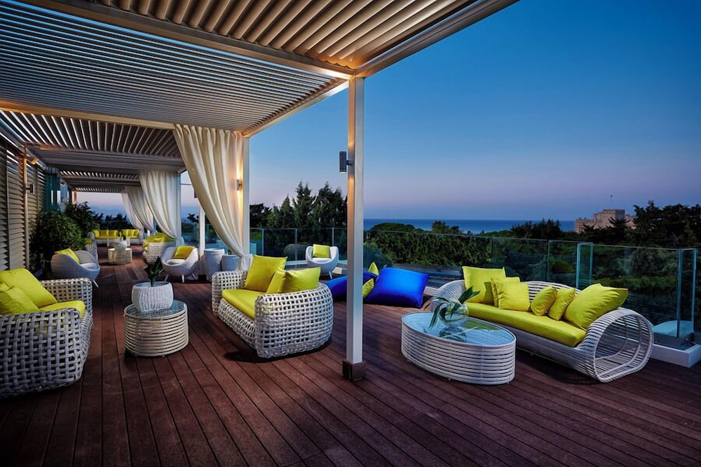 Rodos Park - Small Luxury Hotels of the World — Restaurant & bars in Rhodes Town, South Aegean