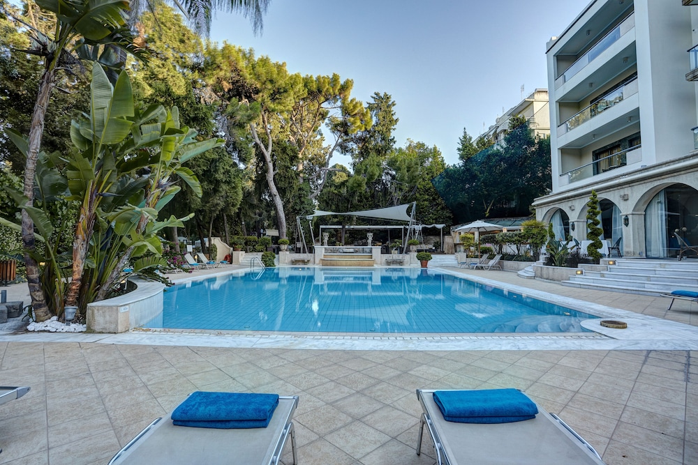 Rodos Park - Small Luxury Hotels of the World — Swimming pool in Rhodes Town, South Aegean