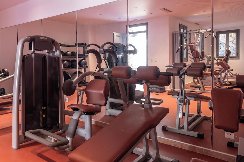 Rosebay Hotel — Sports & recreation in Kamari, South Aegean