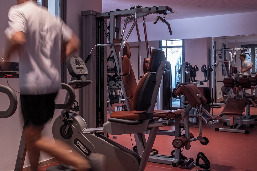 Rosebay Hotel — Sports & recreation in Kamari, South Aegean