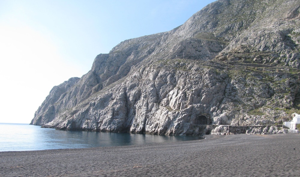 RK Beach Hotel — Beach in Kamari, South Aegean