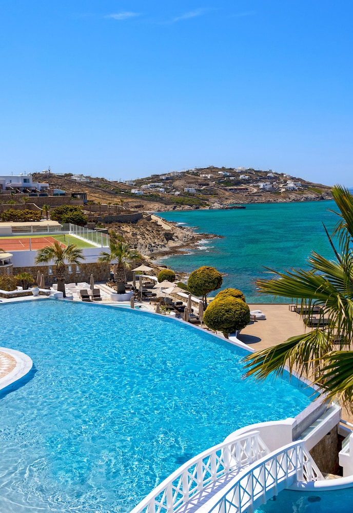Saint John Hotel Villas & Spa — Swimming pool in Ornos, South Aegean